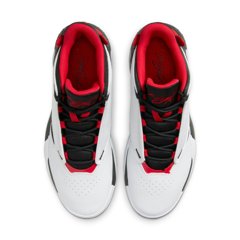 [DN3687-106] Mens Air Jordan MAX AURA 4 'WHITE BLACK UNIVERSITY RED'