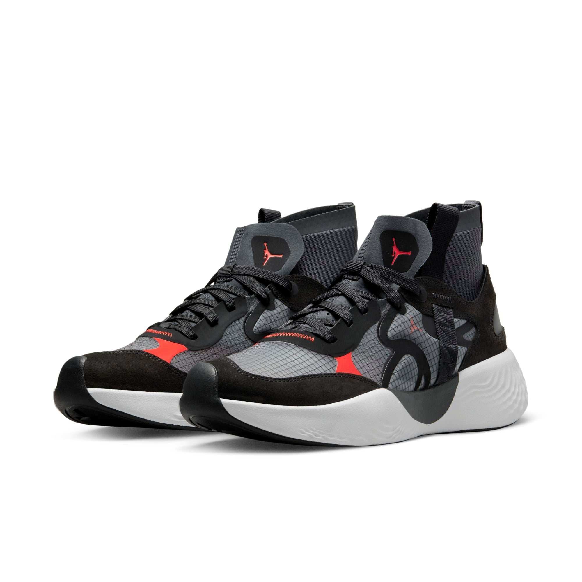 [DR7614-060] Mens Air Jordan DELTA 3 MID 'BLACK CHILE RED'