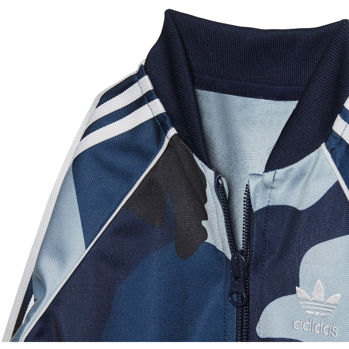 [DW3838] Kids Adidas Originals Camo Superstar Tracksuit