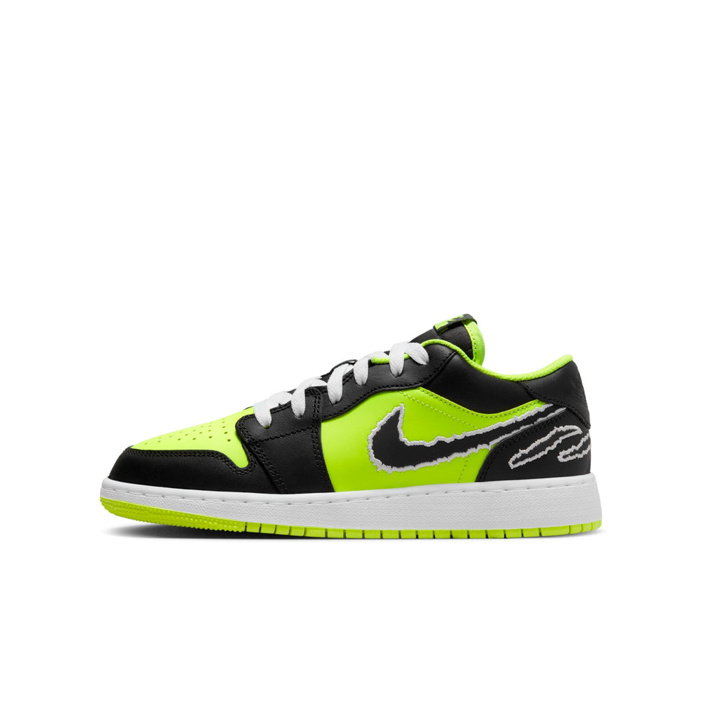 [DX6666-701] Grade School Air Jordan Retro 1 Low SE (GS) 'Black Cat Volt'