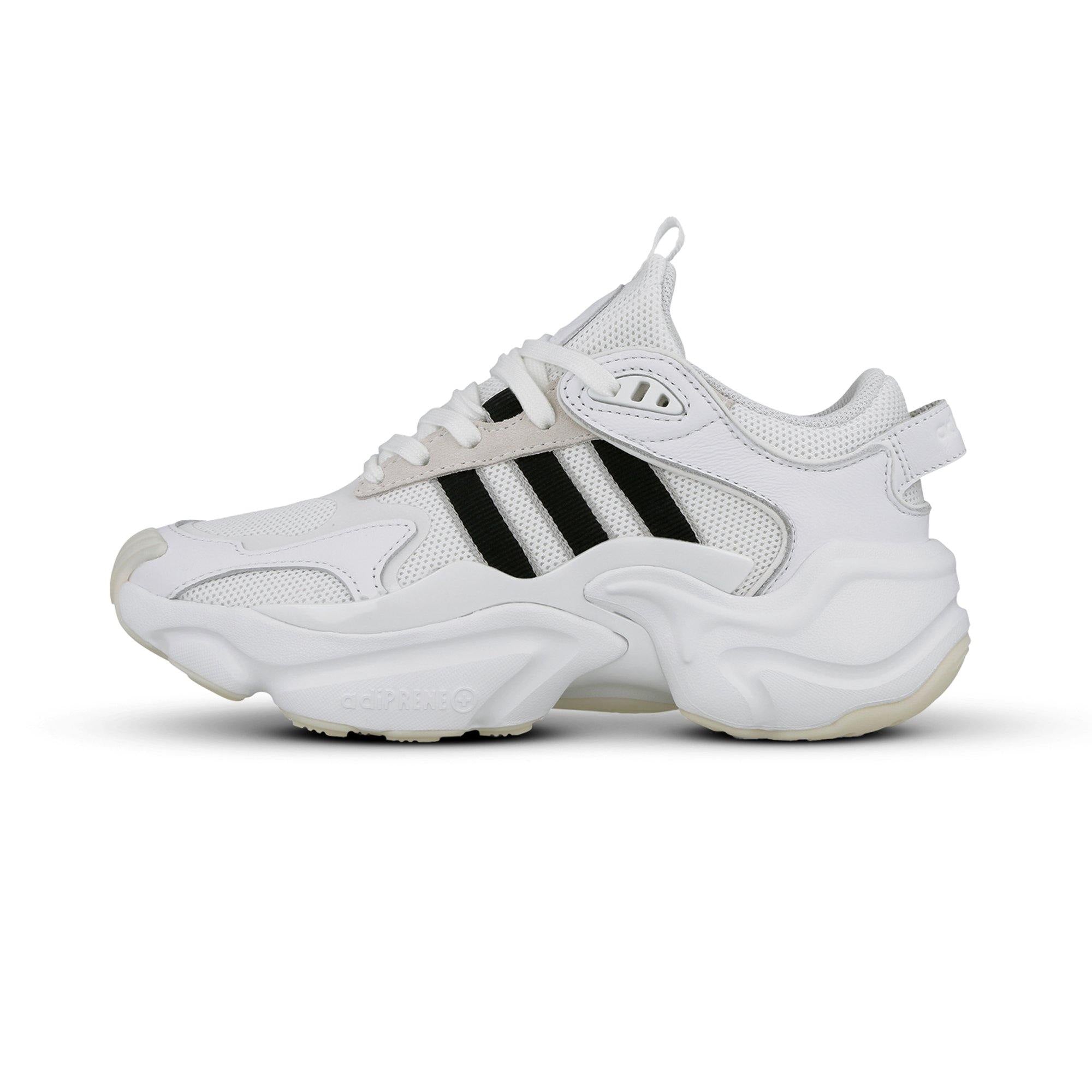 [EE5139] Womens Adidas Magmur Runner - sneakAR