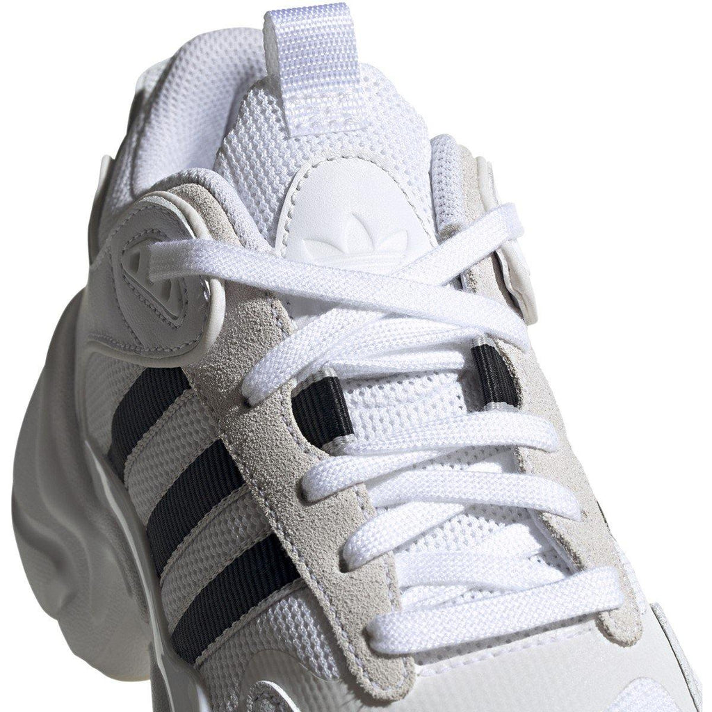 [EE5139] Womens Adidas Magmur Runner - sneakAR