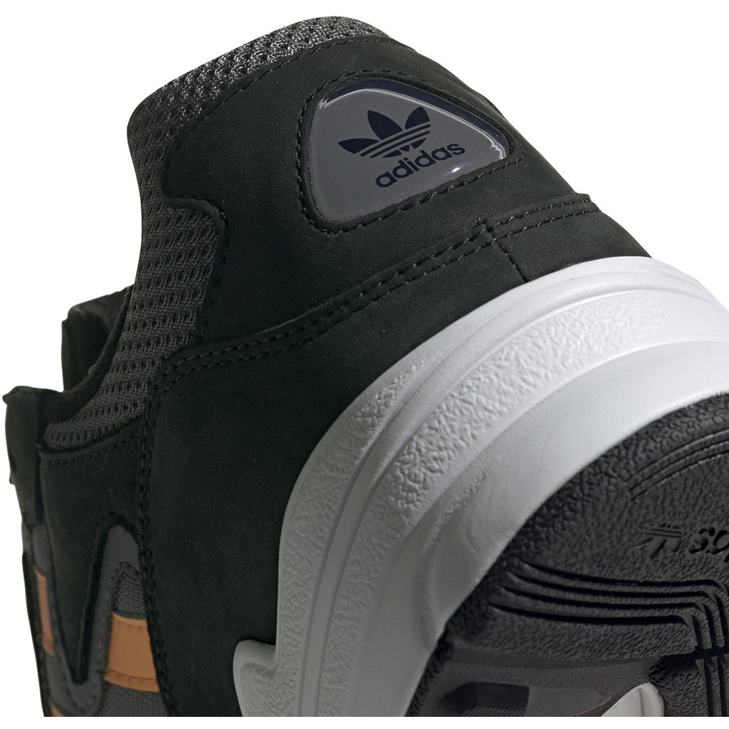[EE7227] Mens Adidas Yung-96 Chasm