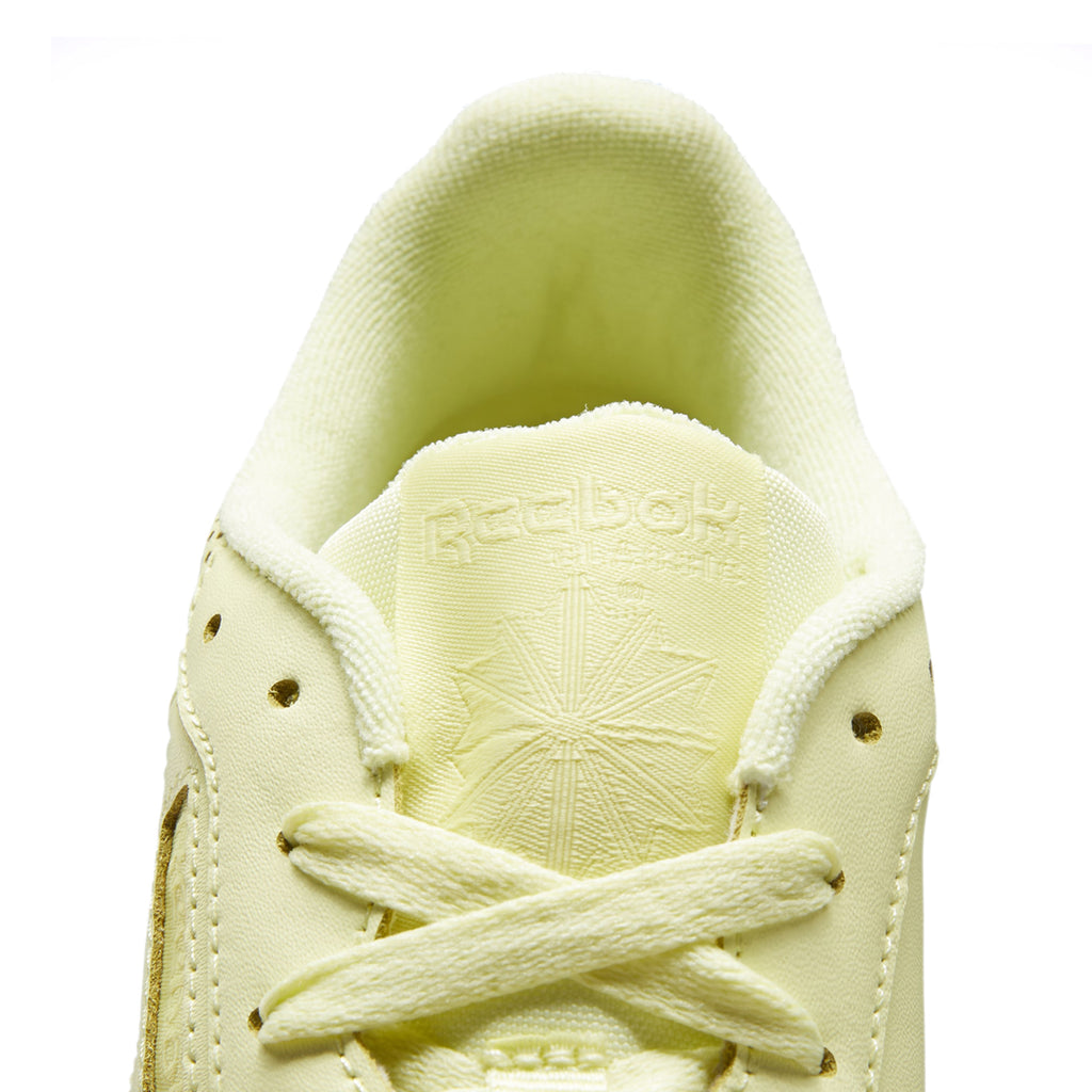 [EF3287] Womens Reebok Club C 85