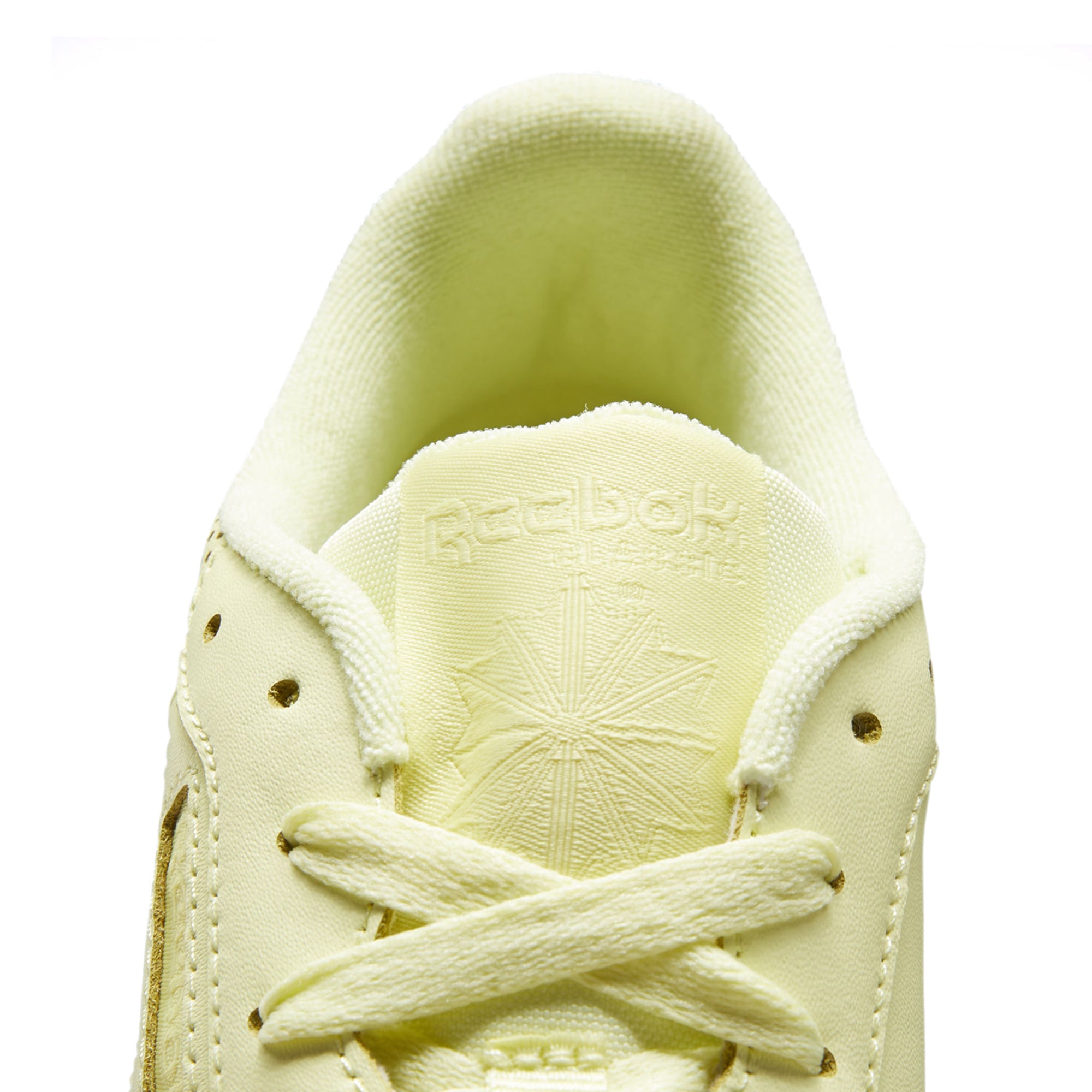 [EF3287] Womens Reebok Club C 85