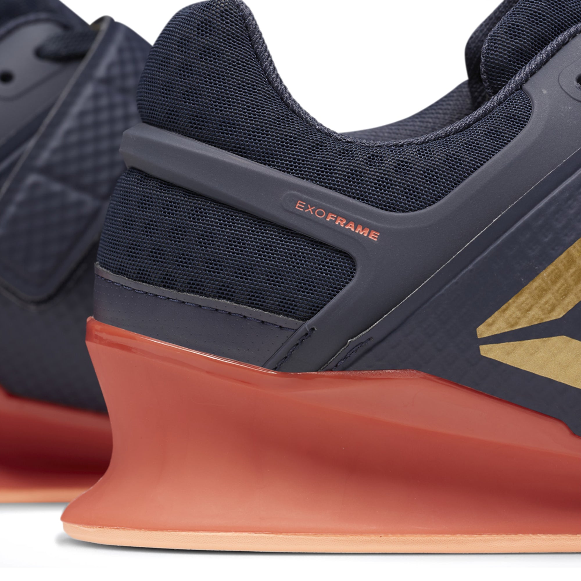 [EG9094] Mens Reebok Legacy Lifter