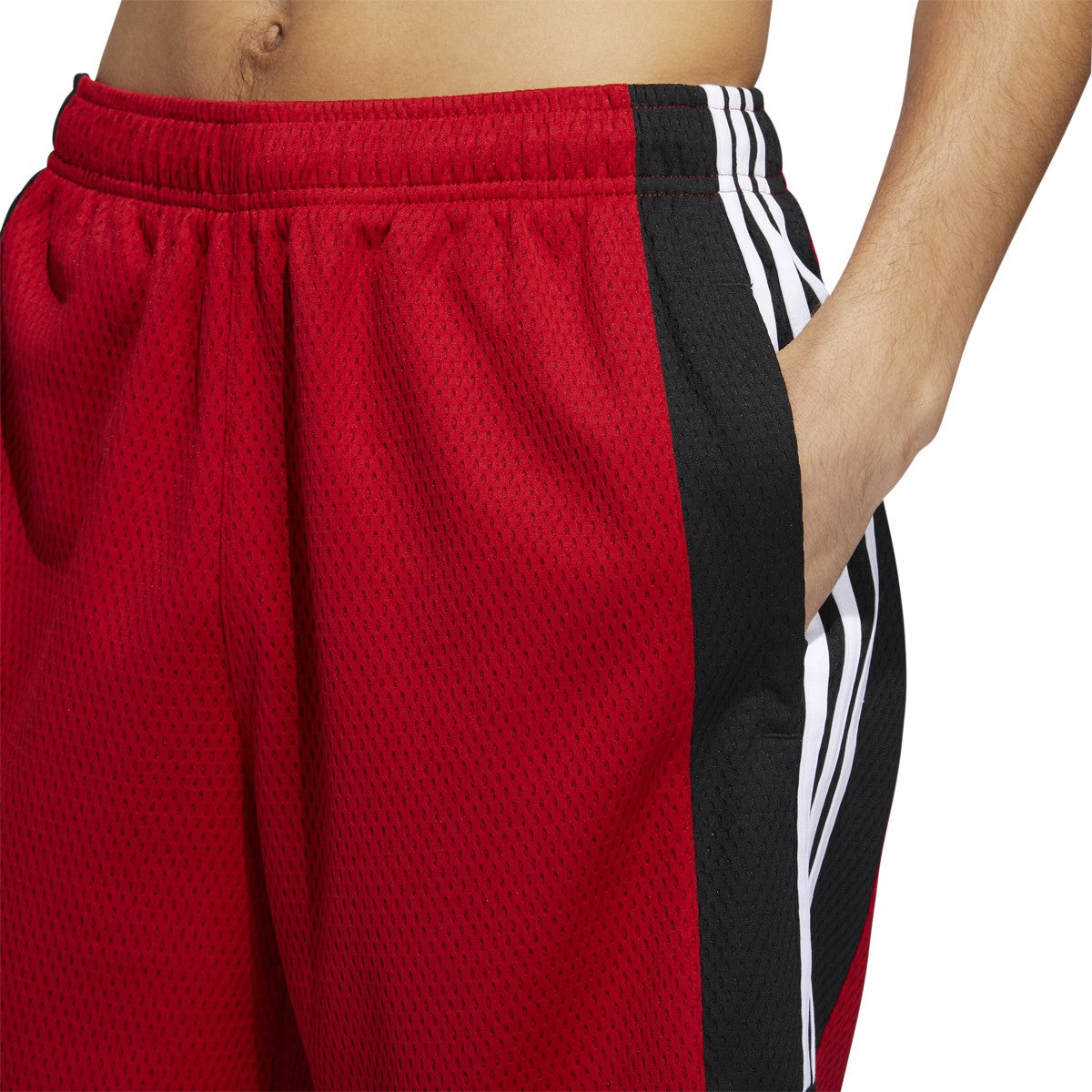 [EI7516] Mens Adidas Mesh Outline Shorts