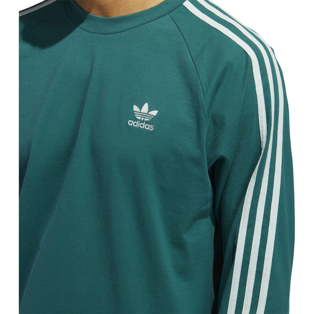 [EK0257] Mens Adidas 3-Stripes California Trefoil Tee