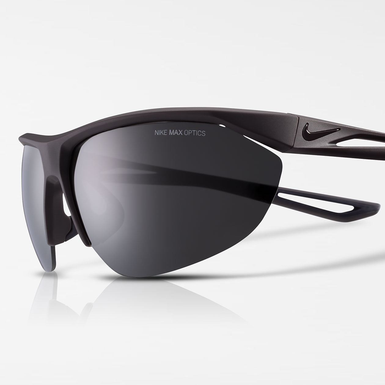 [EV0916-009] Mens Nike Tailwind Swift Sunglasses