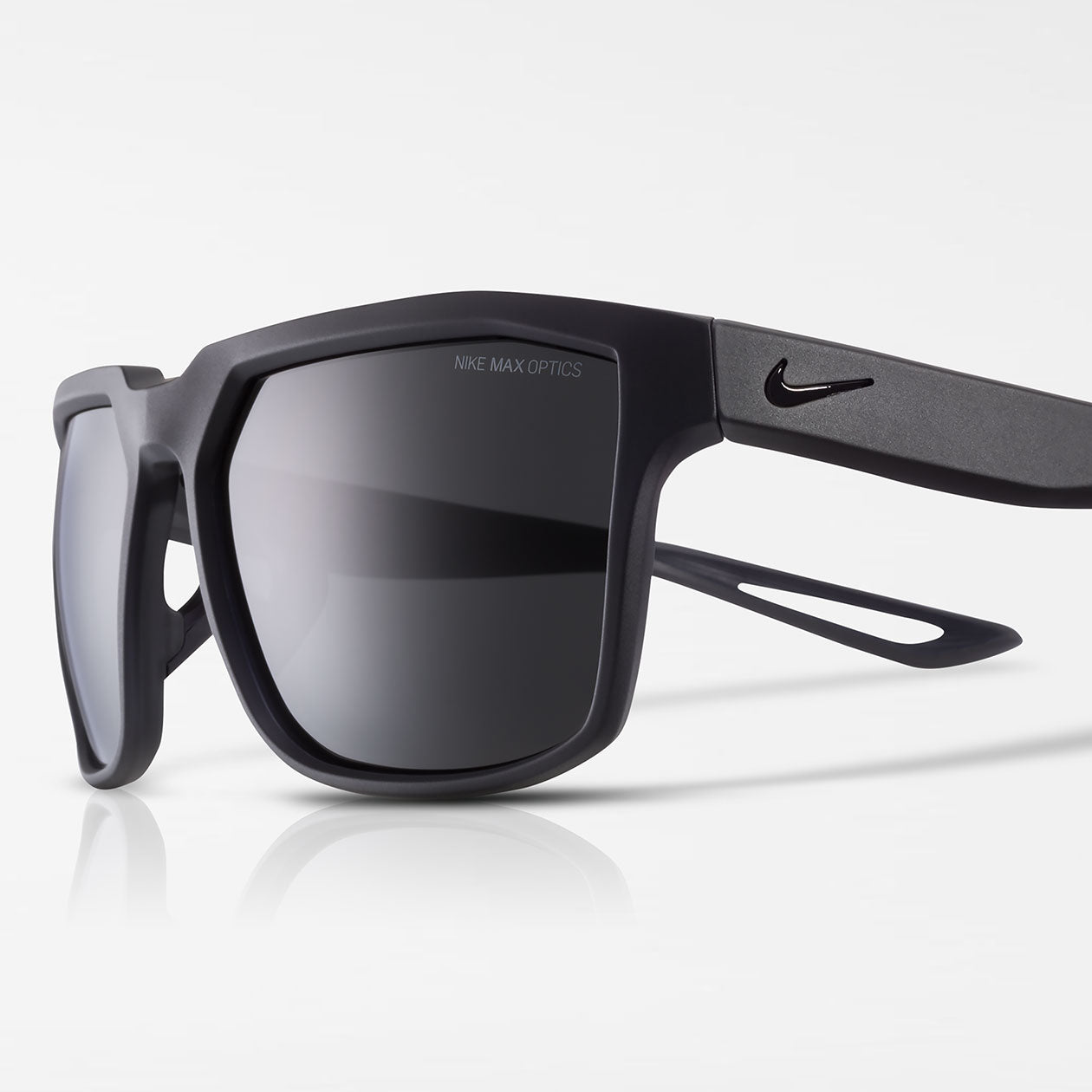 [EV0917-009] Mens Nike Bandit Sunglasses