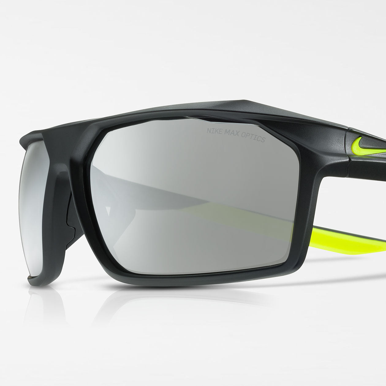 [EV1032-070] Mens Nike Traverse Sunglasses