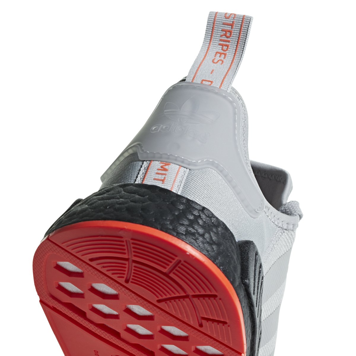 [F35882] Mens Adidas NMD_R1