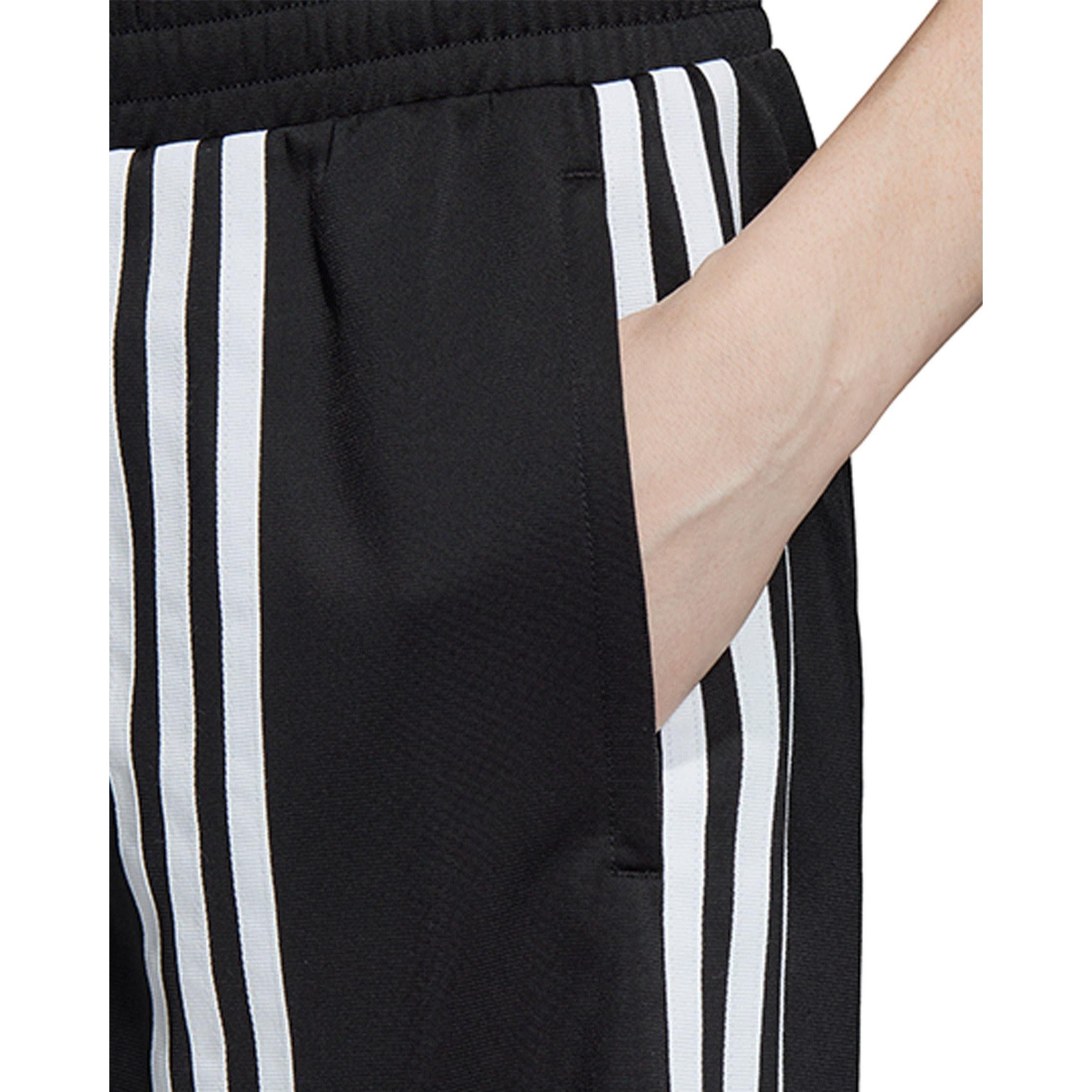 [FJ9304] Womens Adidas Ji Won Choi Shorts - sneakAR