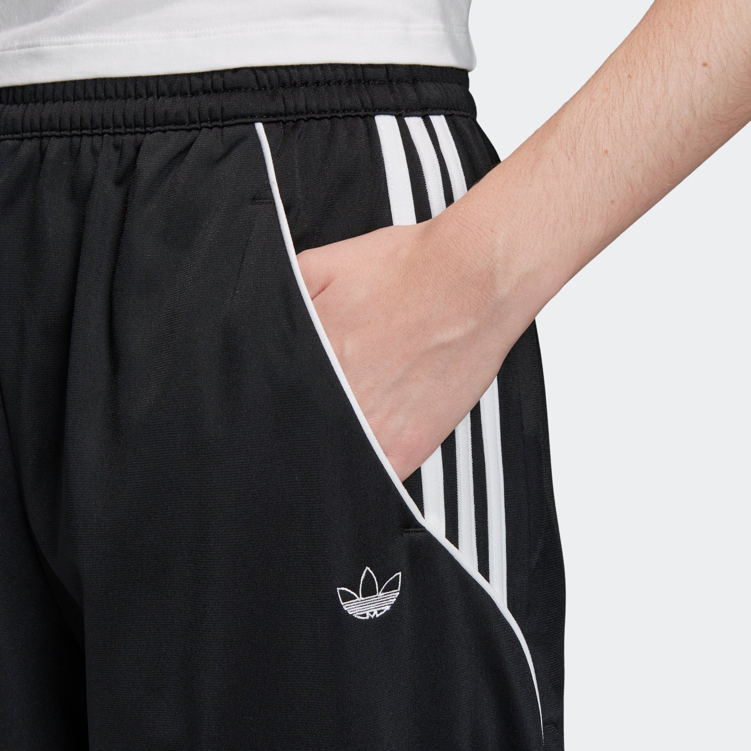 [FM1913] Womens Adidas Originals Track Pant
