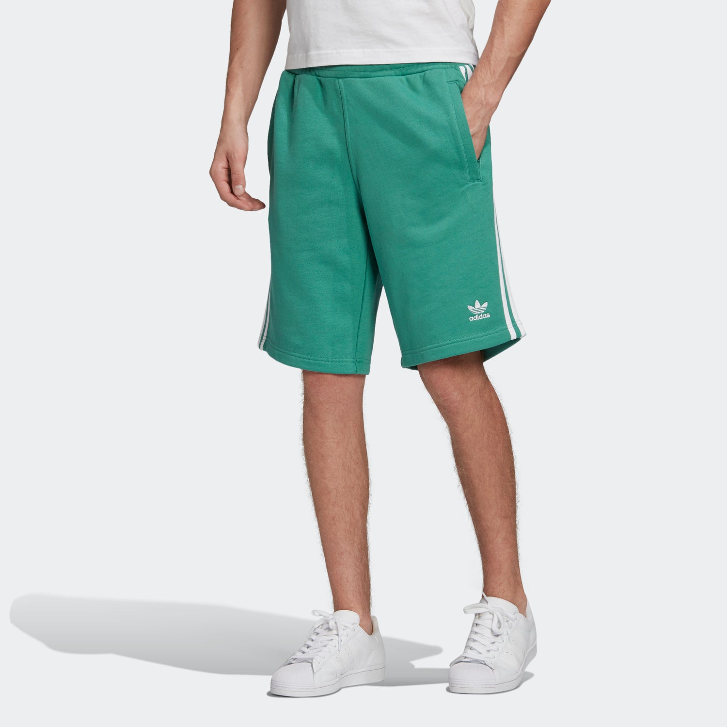 [FM3805] Mens Adidas Originals 3-Stripe Shorts