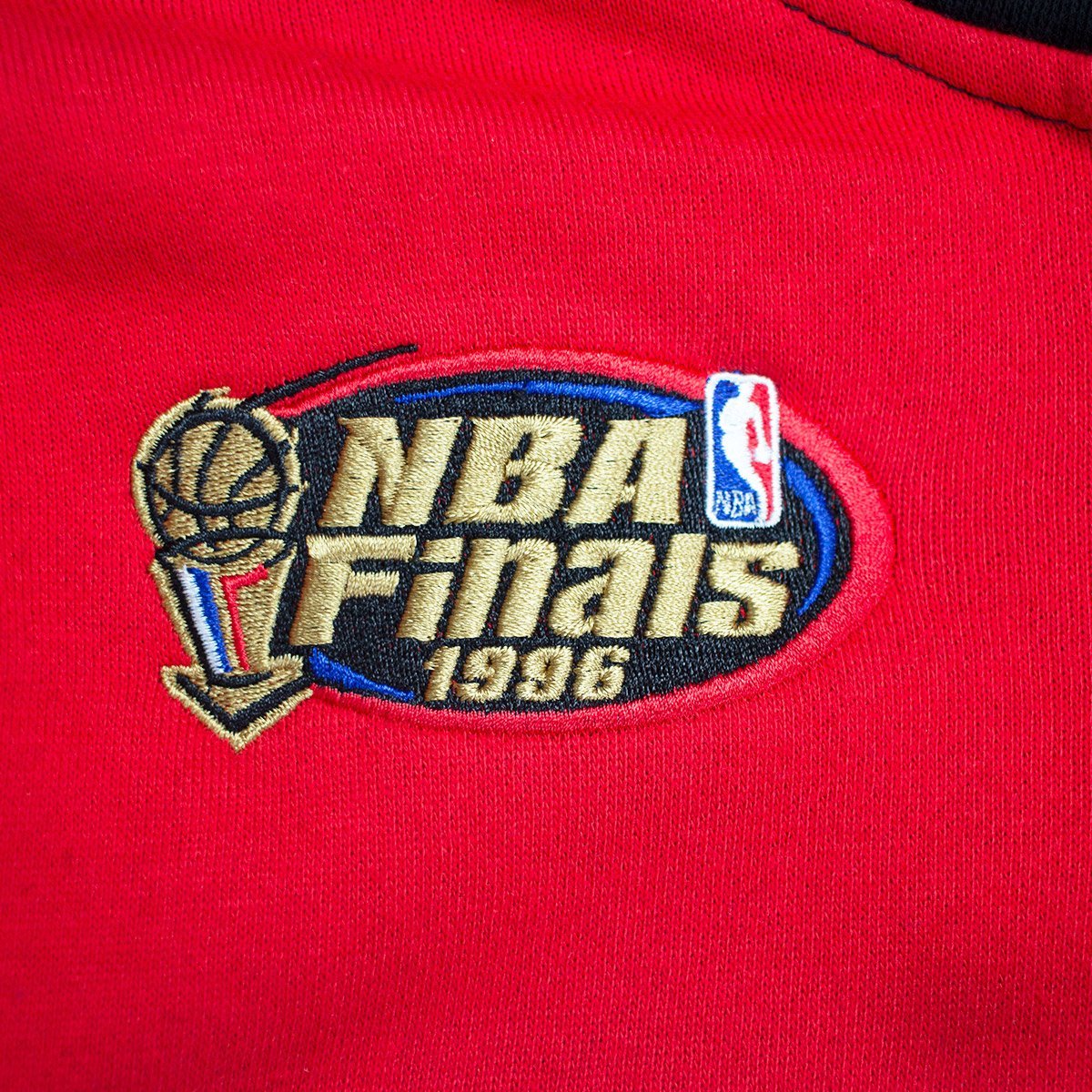 [FPHDMM18731-CBUBKRD1] Mens Mitchell & Ness NBA Hockey Hood Fleece Bulls