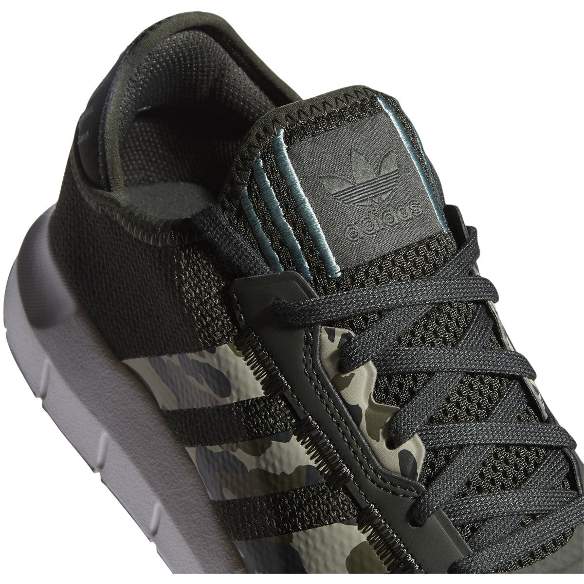 [FY2131] Mens Adidas Swift Run X
