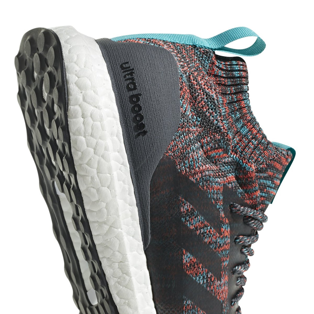 [G26843] Ultra Boost Mid