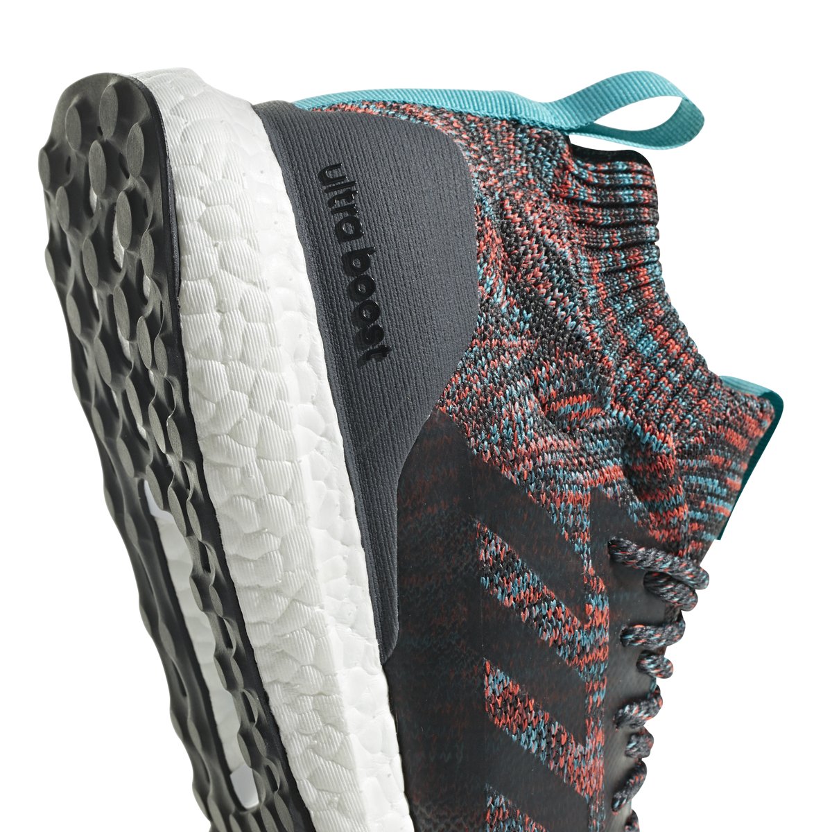 [G26843] Ultra Boost Mid