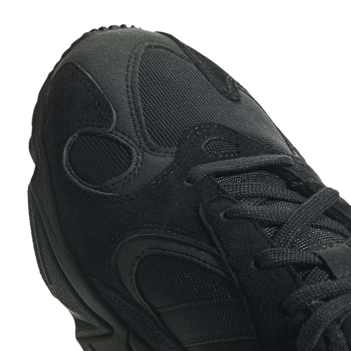 [G27026] Mens Adidas Yung-1