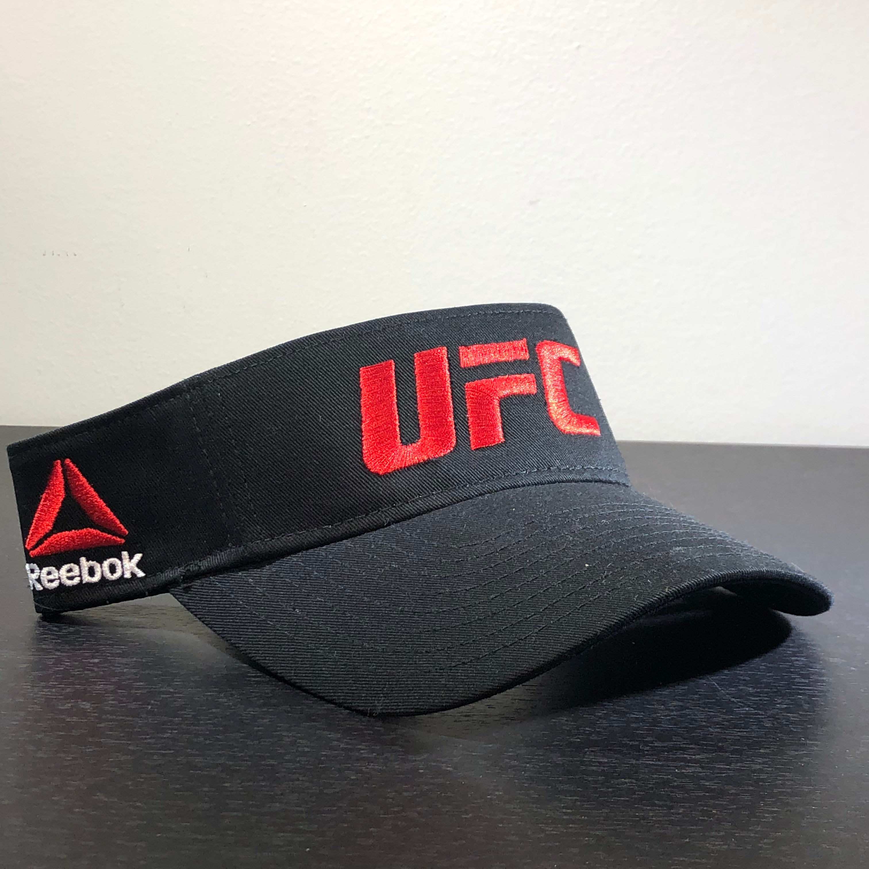 [W764Z] UFC Adjustable Visor - Black | Red