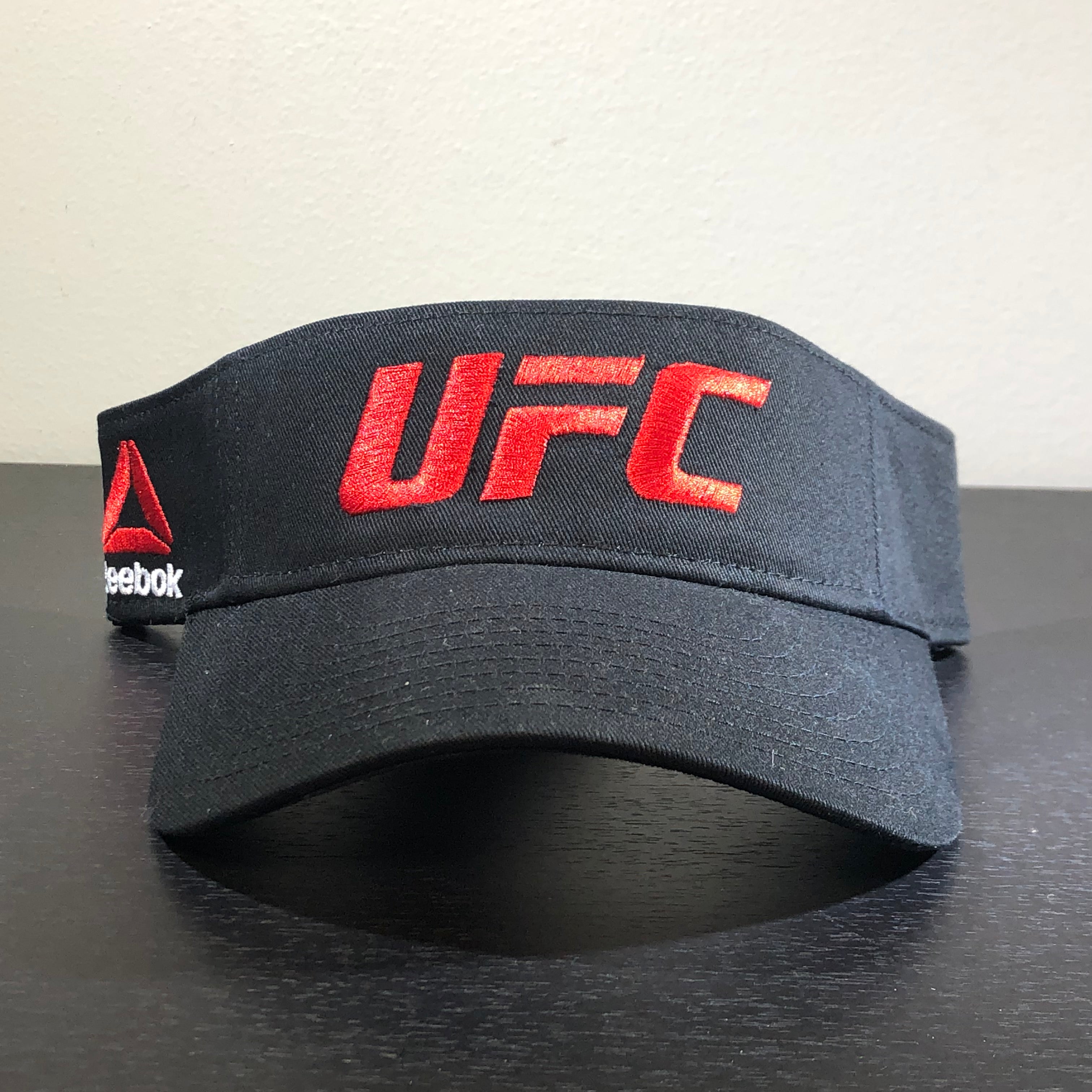 [W764Z] UFC Adjustable Visor - Black | Red