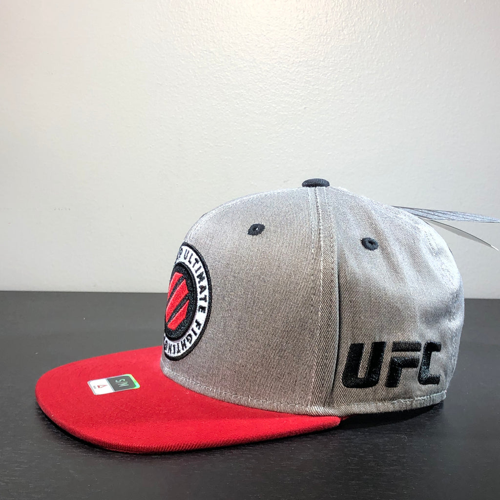 [M771Z] UFC Flat Visor Flex Hat - Grey | Red