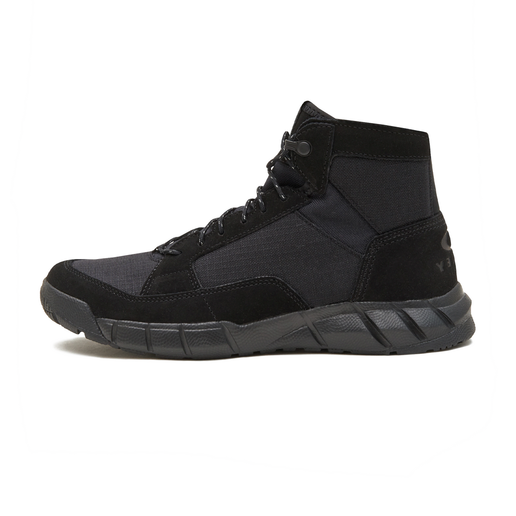 [FOF100121-02E] Mens Oakley Urban Explorer Mid