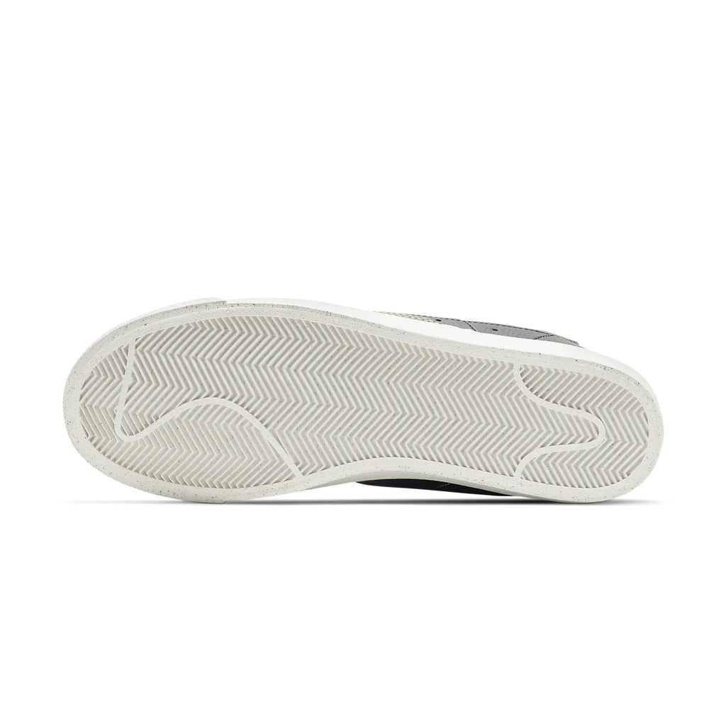 [CW6726-001] Mens Nike Blazer Mid '77