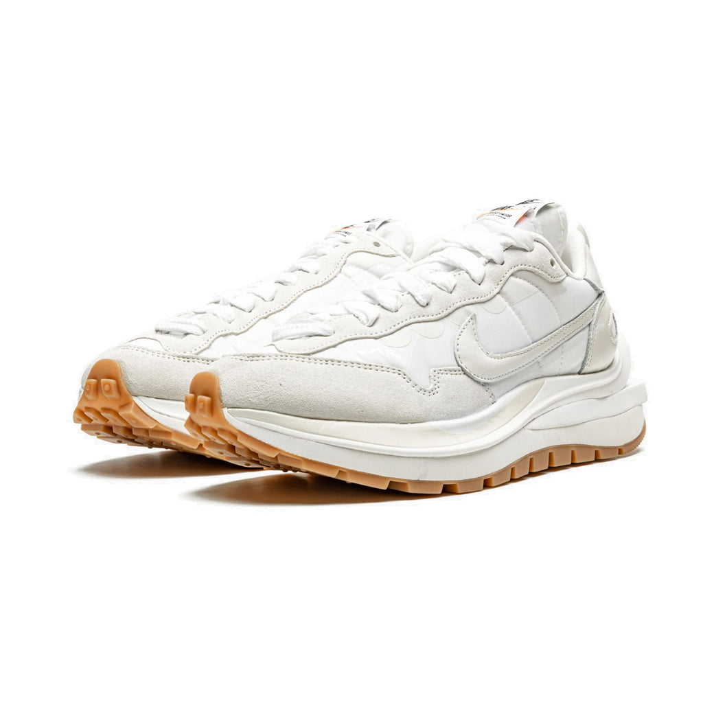 [DD1875-100] Mens Nike Vaporwaffle