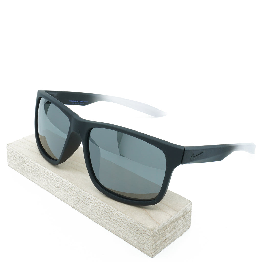[EV0999-009] Mens Nike ESSENTIAL CHASER Sunglasses