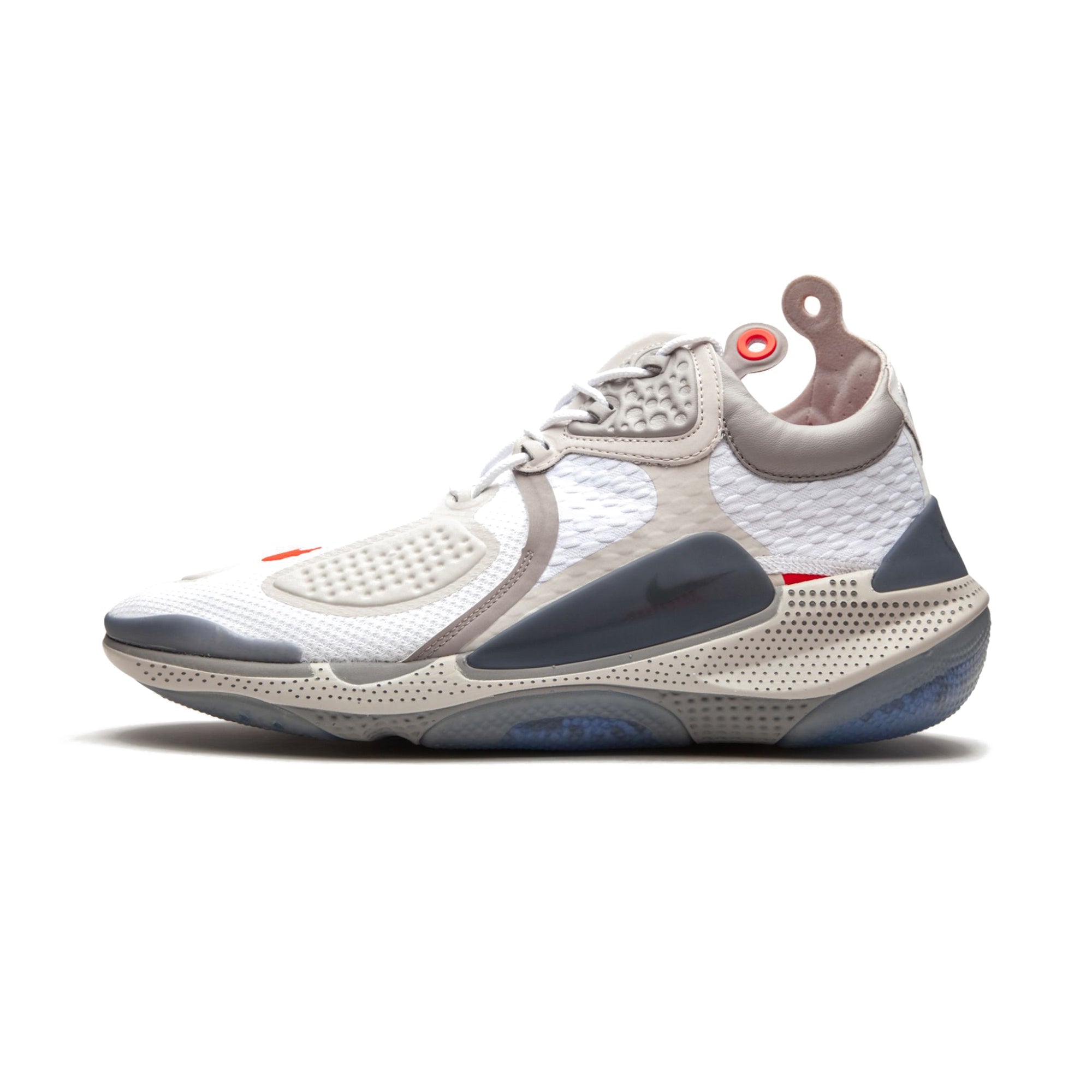 [AT6395-102] Mens Nike Joyride CC3 Setter