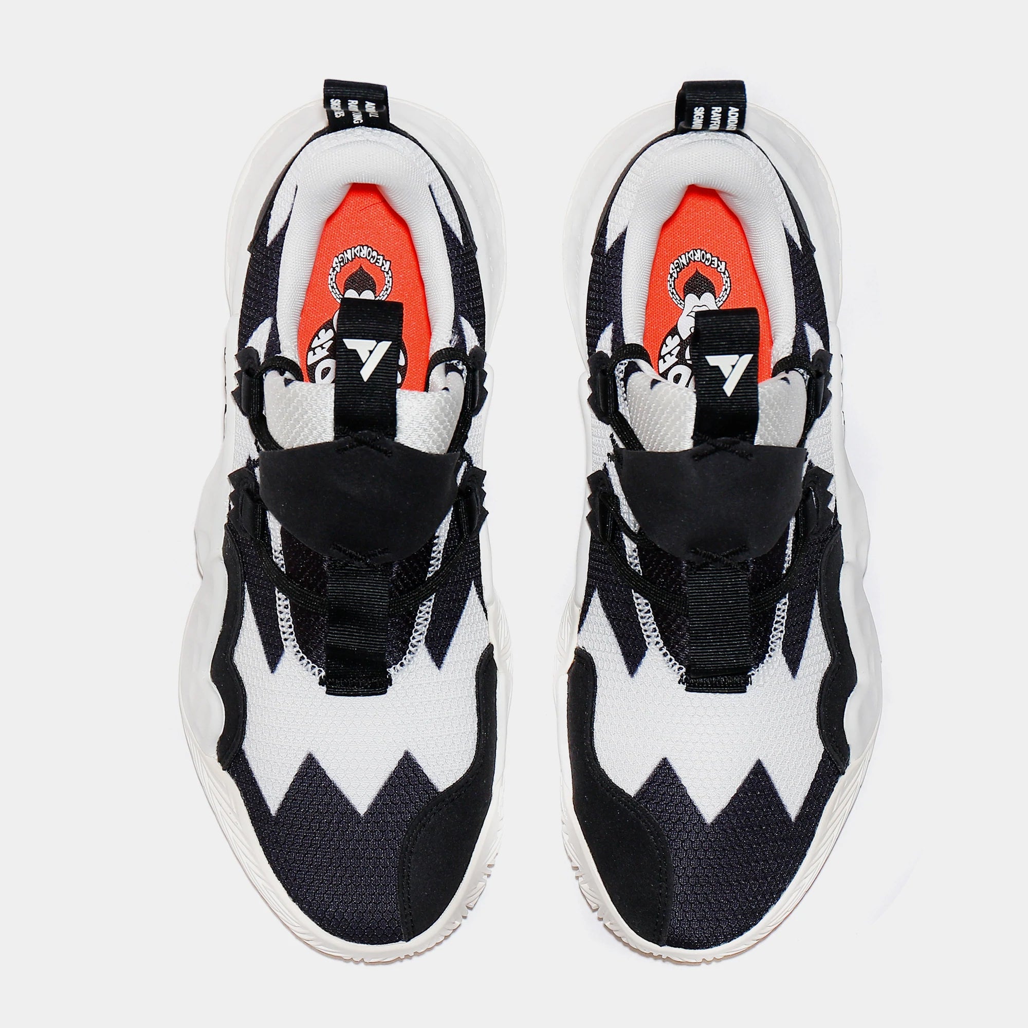 [H68999] Mens Adidas Trae Young 1