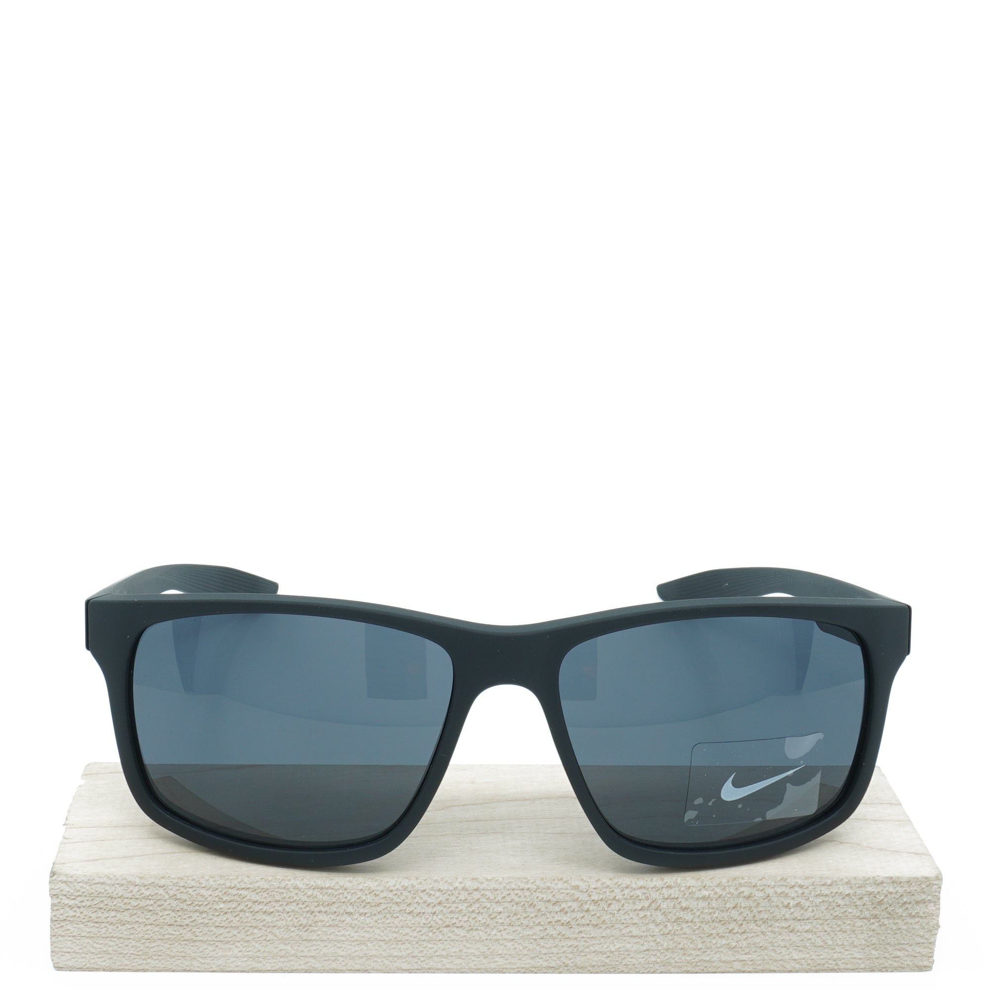 [EV0999-001] Mens Nike ESSENTIAL CHASER Sunglasses