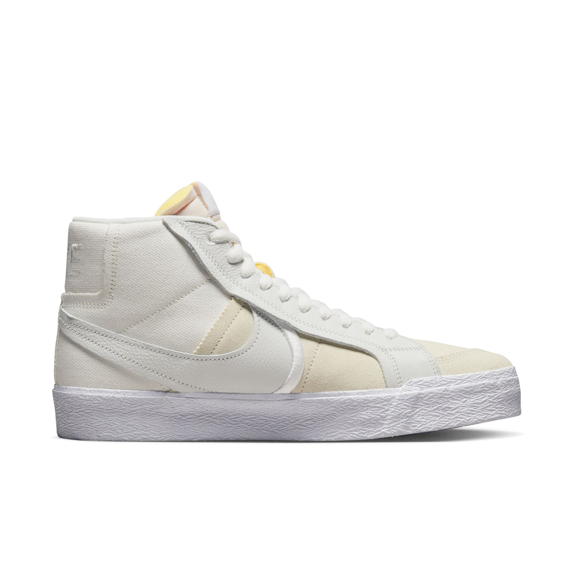 [DZ7587-110] Mens Nike SB BLAZER MID 'WARNING LABEL SUMMIT WHITE'