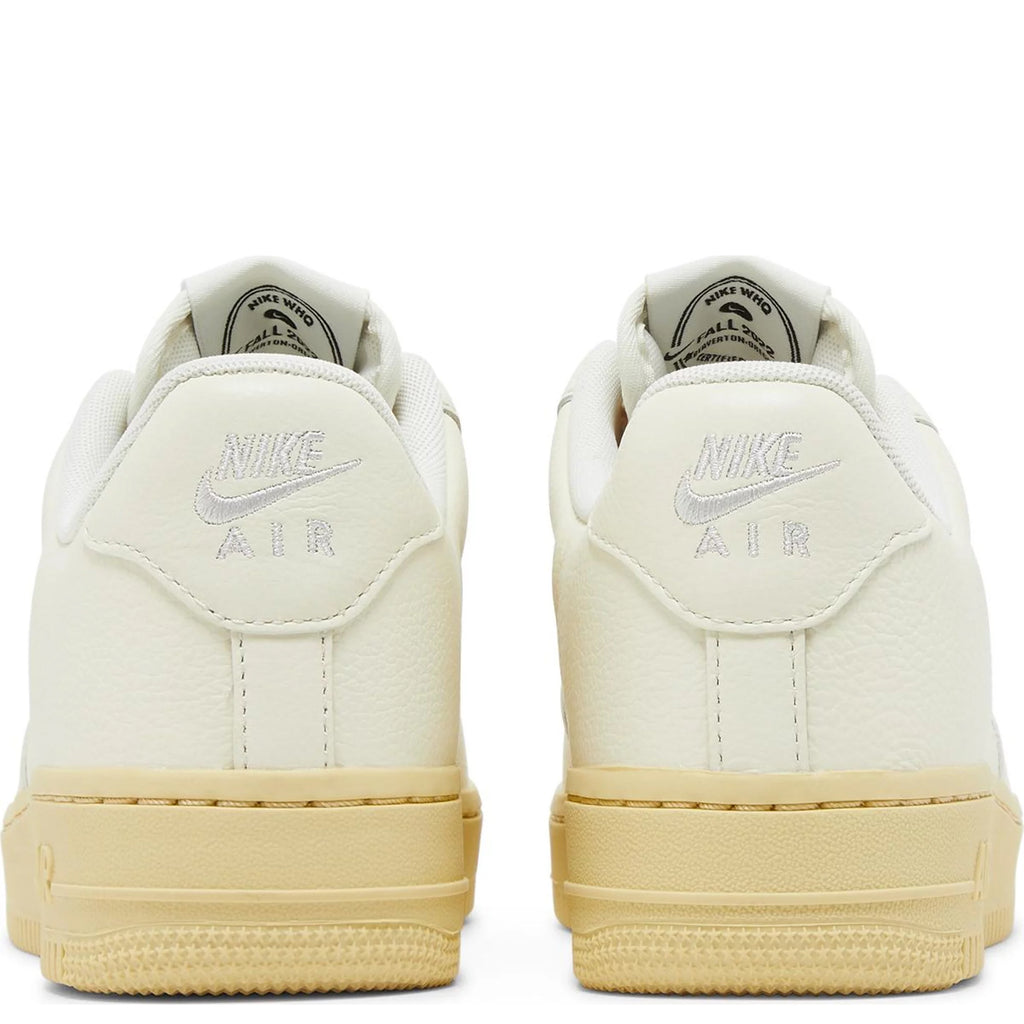 [DO9456-100] Womens Nike Air Force 1 Low '07 LX