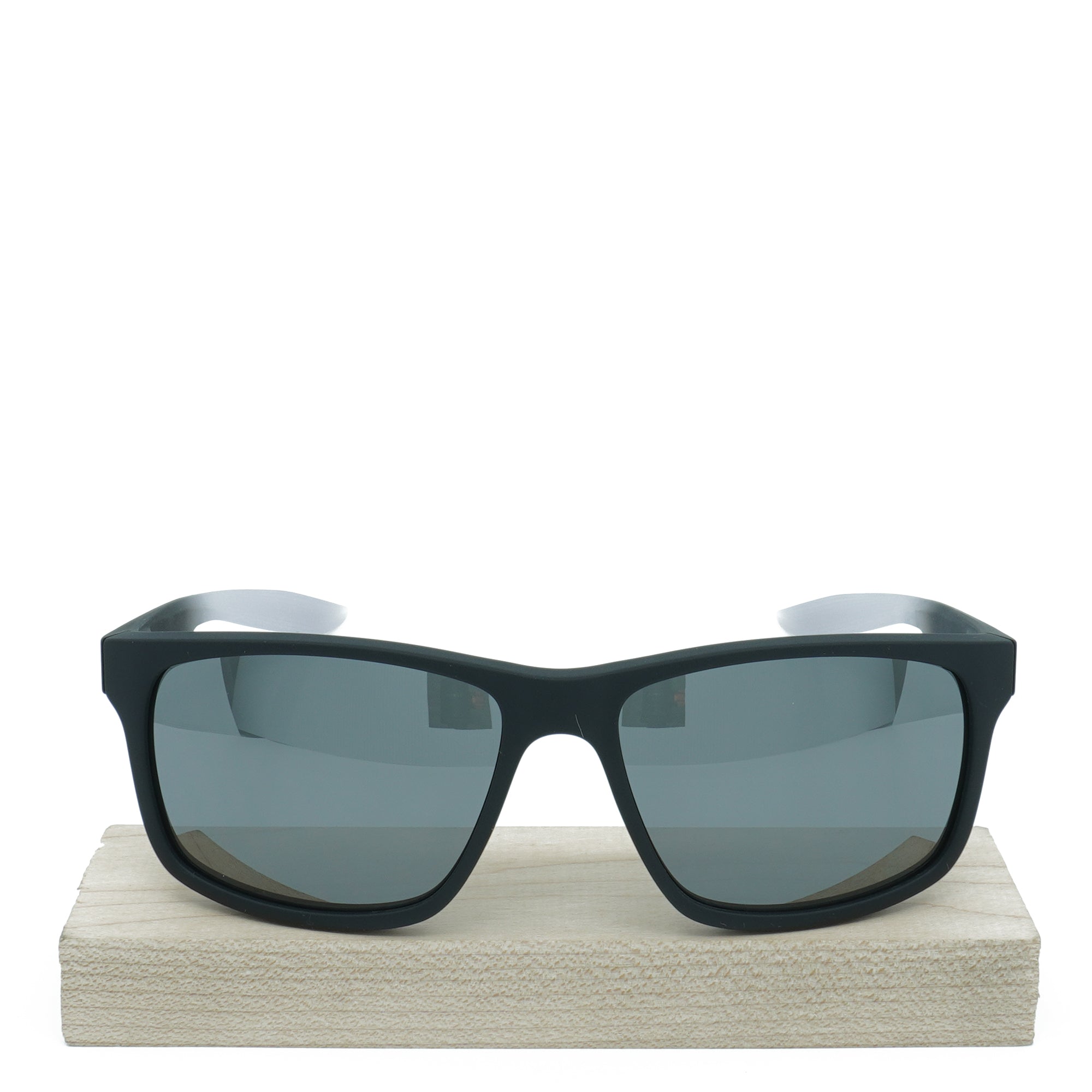 [EV0999-009] Mens Nike ESSENTIAL CHASER Sunglasses