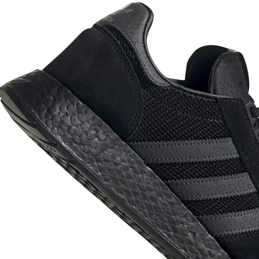 [EF0321] Mens Adidas MARATHON TECH