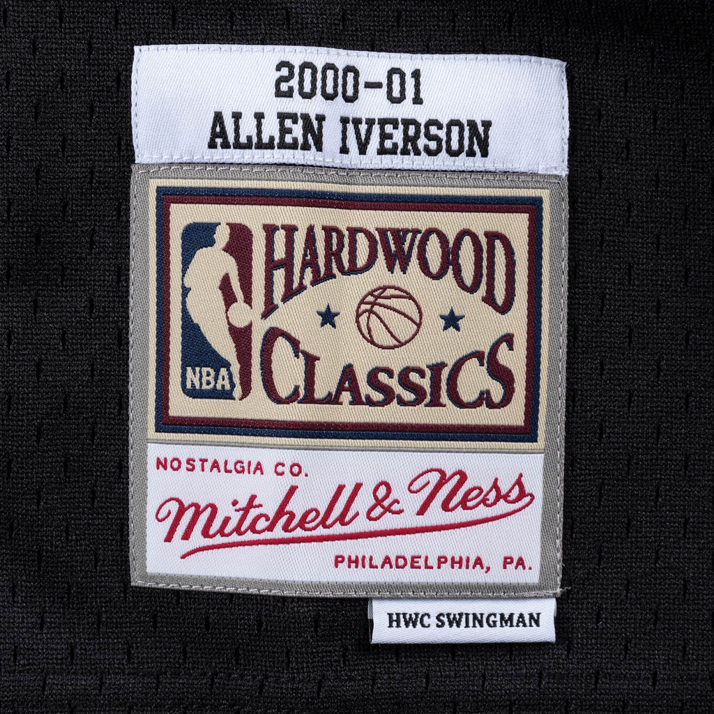 Mens Mitchell & Ness NBA Swingman Road Jersey 76ers 2000 Allen Iverson