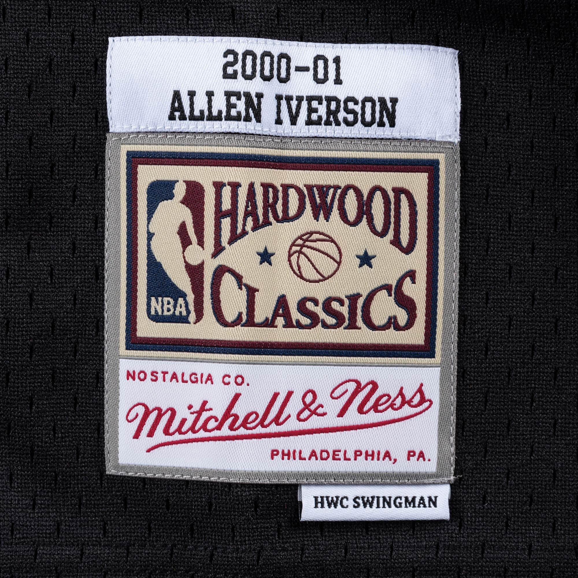 Mens Mitchell & Ness NBA Swingman Road Jersey 76ers 2000 Allen Iverson