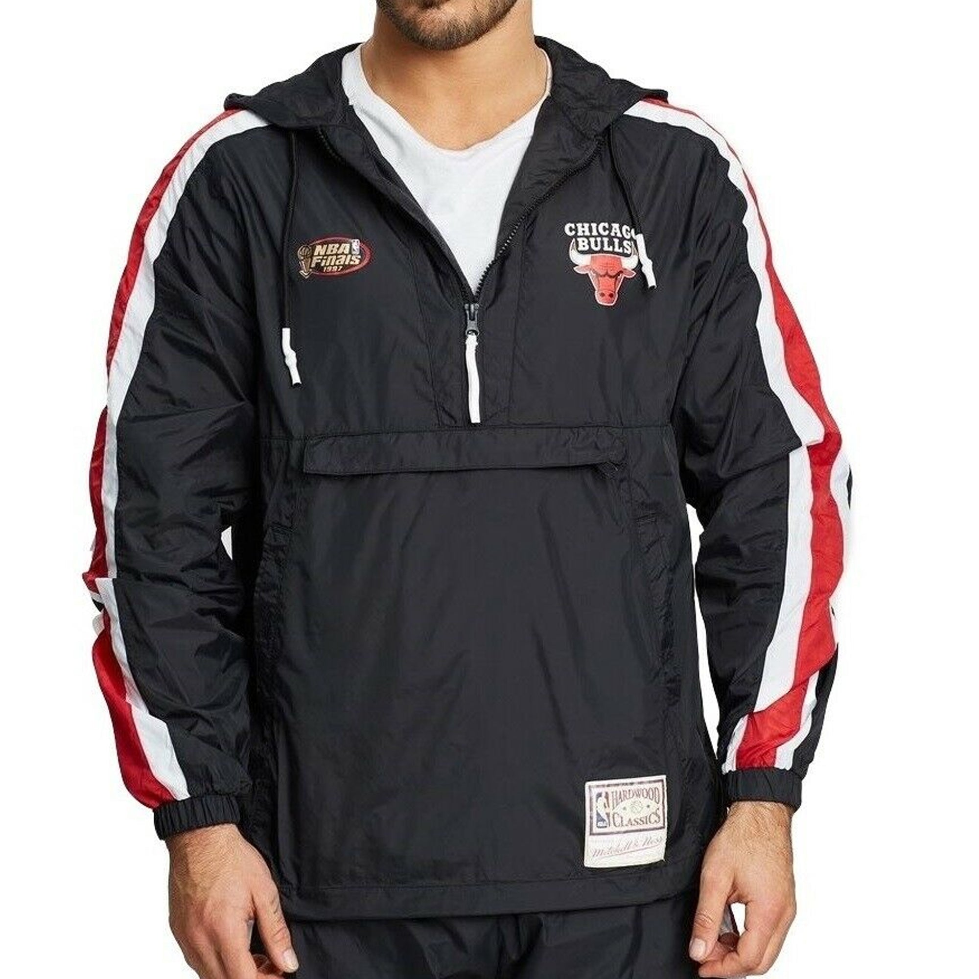 Mens Mitchell & Ness NBA Packable Nylon Anorak Chicago Bulls