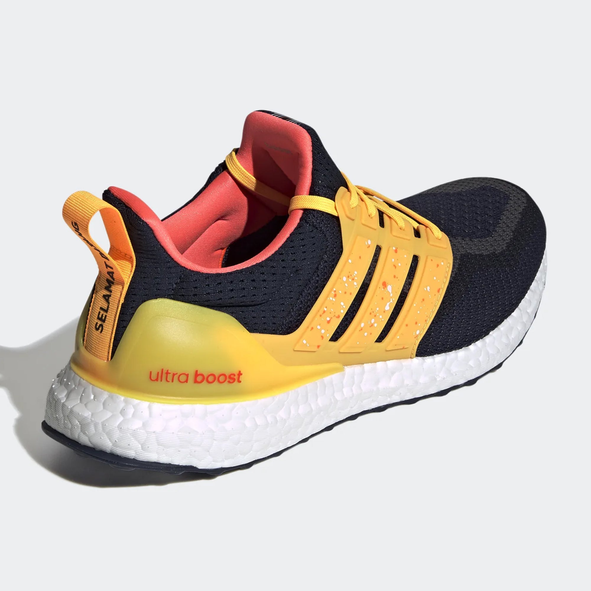 [FZ4865] Mens Adidas ULTRABOOST DNA CTY