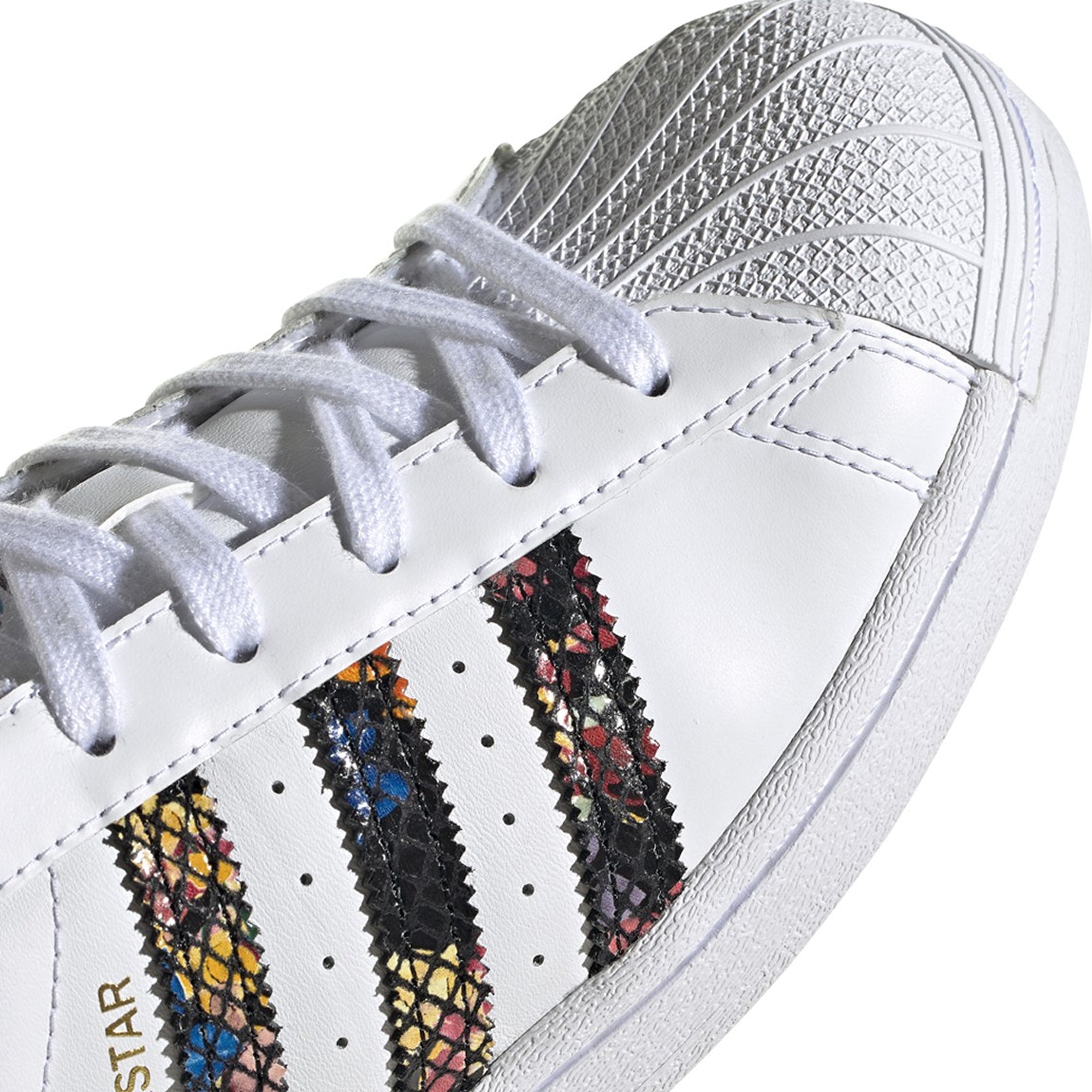 [FW3692] Womens Adidas SUPERSTAR W