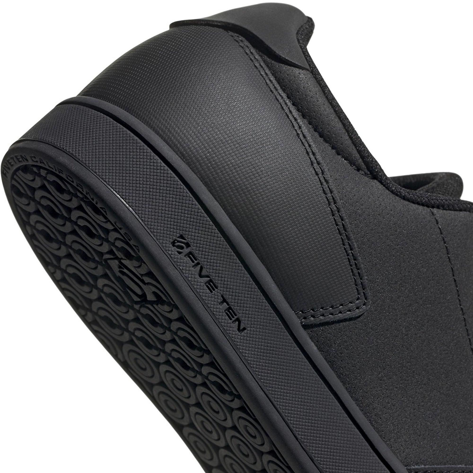 [BC0762] Mens Adidas Five Ten 5.10 District Clips