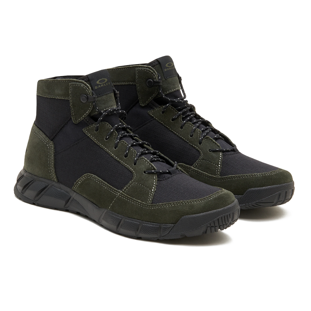 [FOF100121-DBB] Mens Oakley Urban Explorer Mid