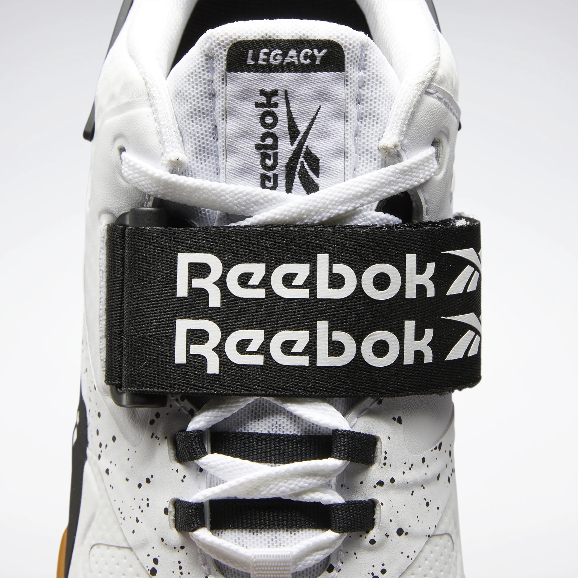 [FV0533] Womens Reebok Legacy Lifter II