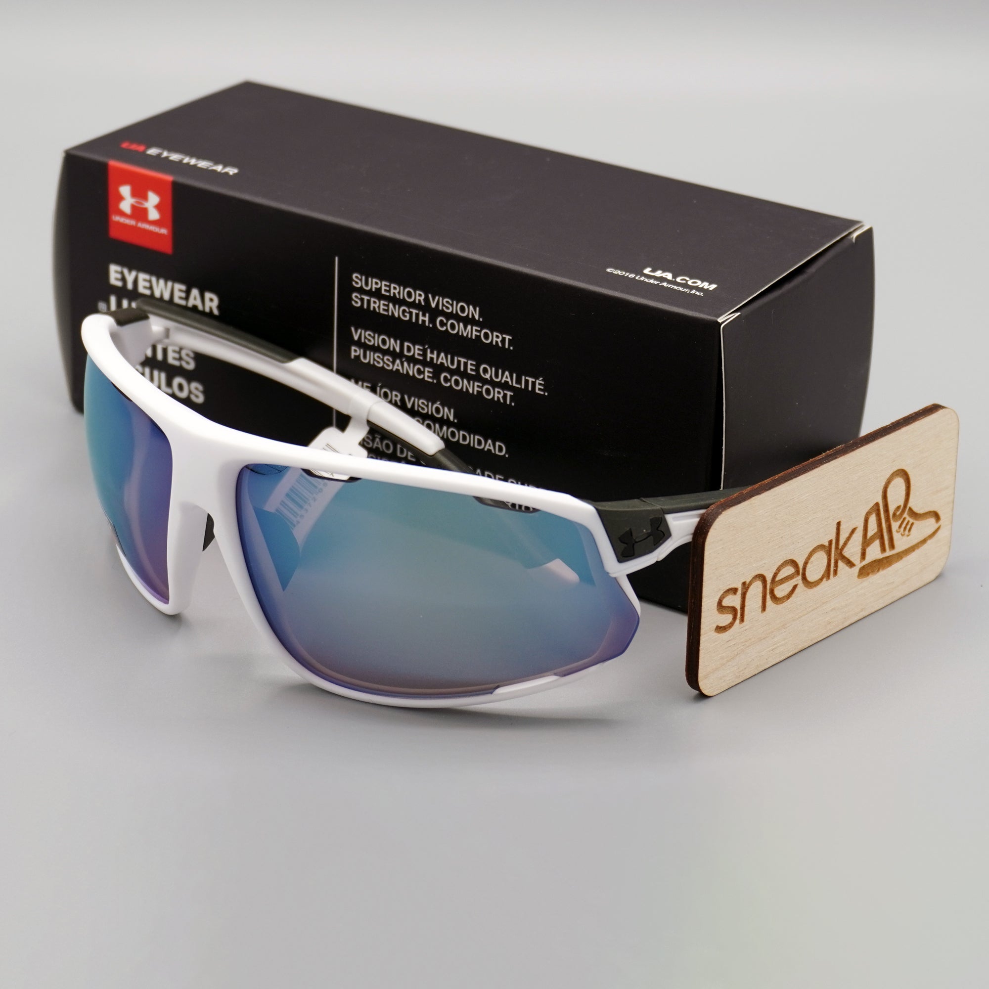 [8650108-110664] Under Armour Strive Sunglasses