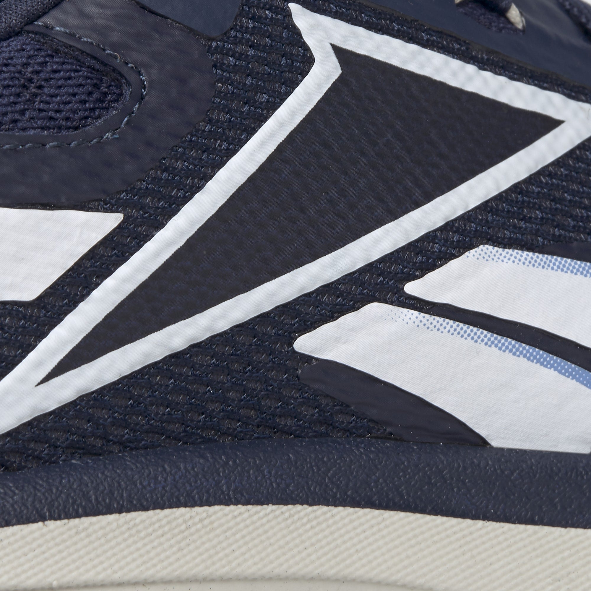 [EH0368] Womens Reebok Fusium Run 2.0