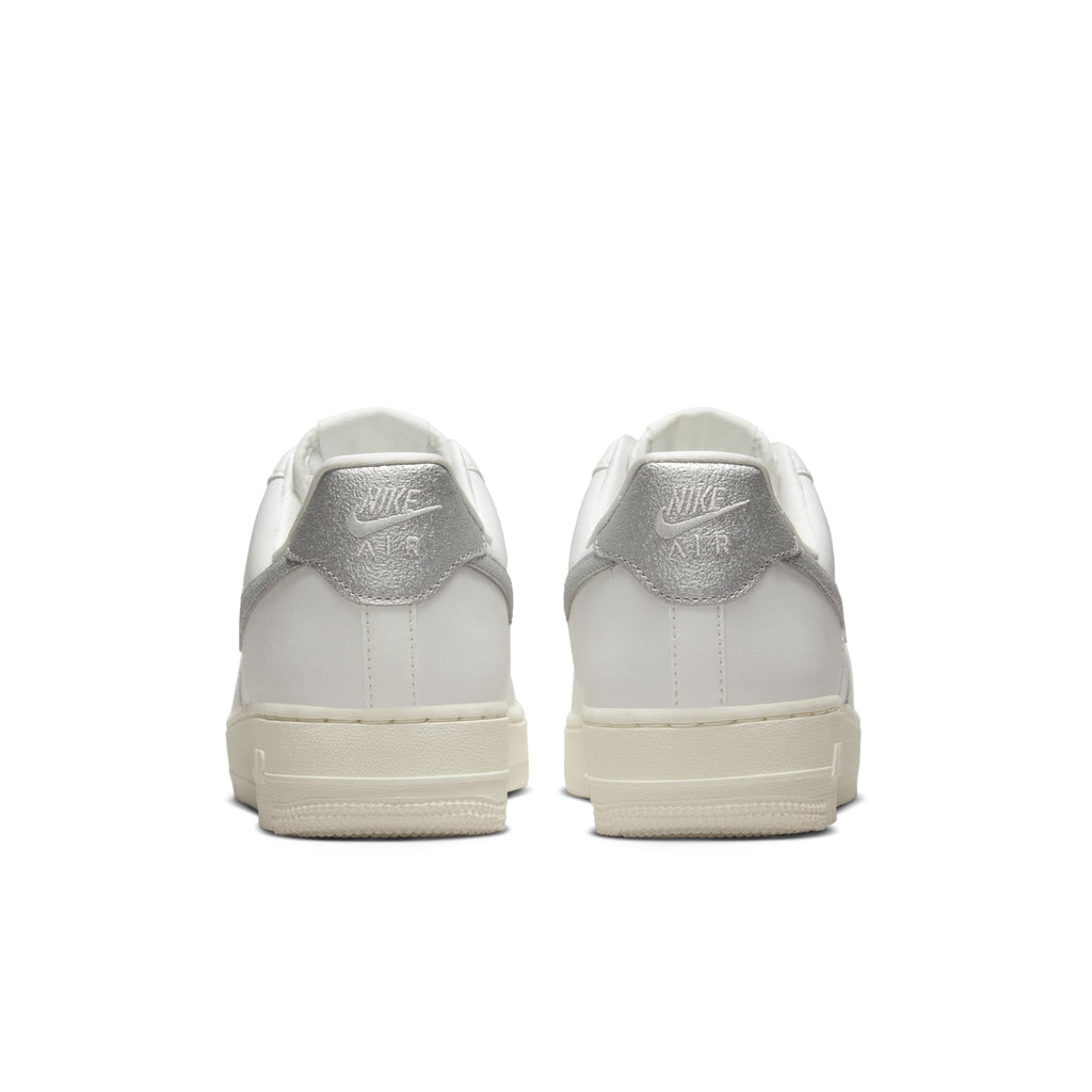 [DQ7569-100] Womens Nike AIR FORCE 1 '07 'SUMMIT WHITE SAIL WHITE METALLIC SILVER'