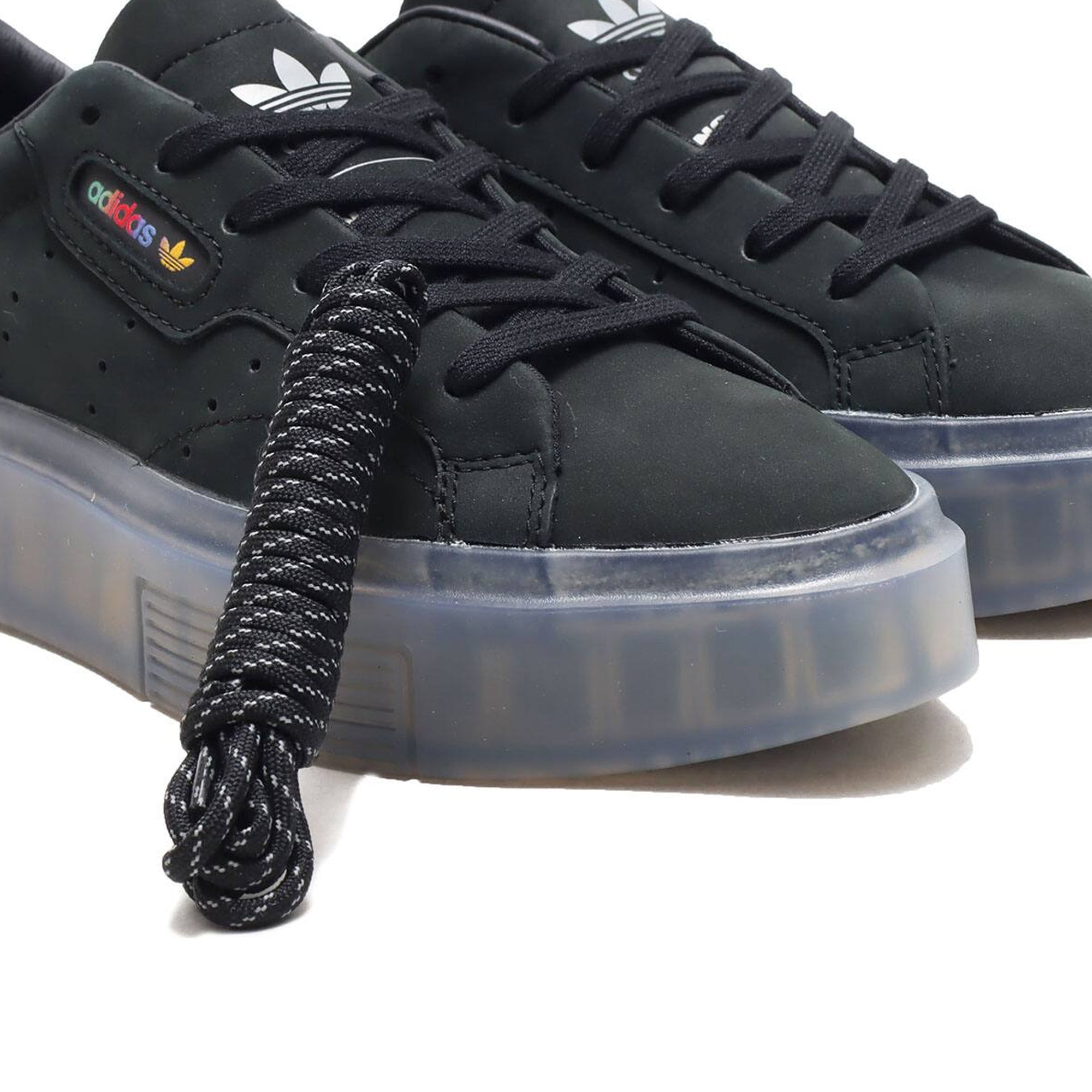 [FX1937] Womens Adidas adidas SLEEK SUPER